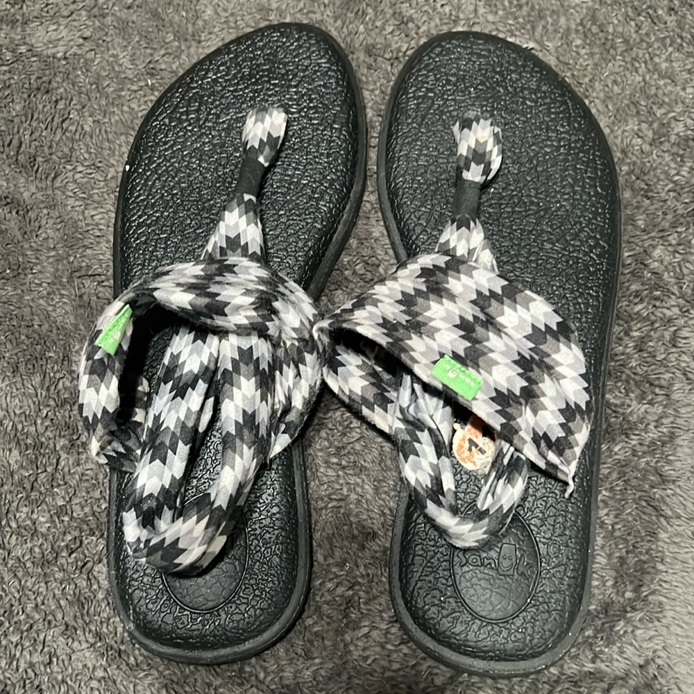 Black sandals